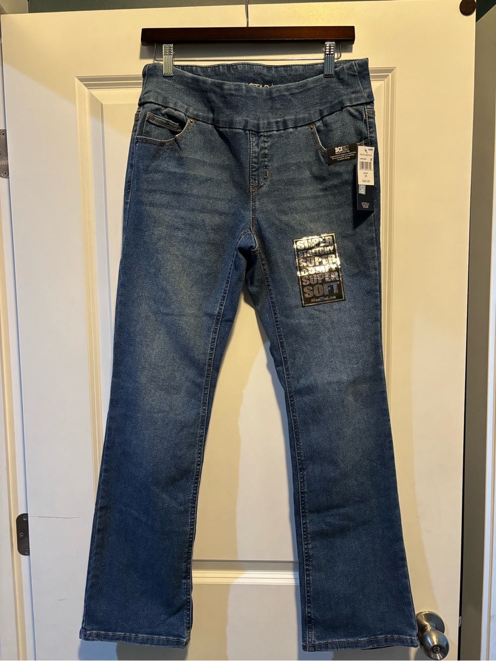Dark Blue Flare Jeans — Soft Stretch Wide Leg